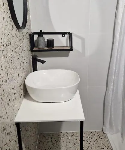 Mari App Apartamento Tisno